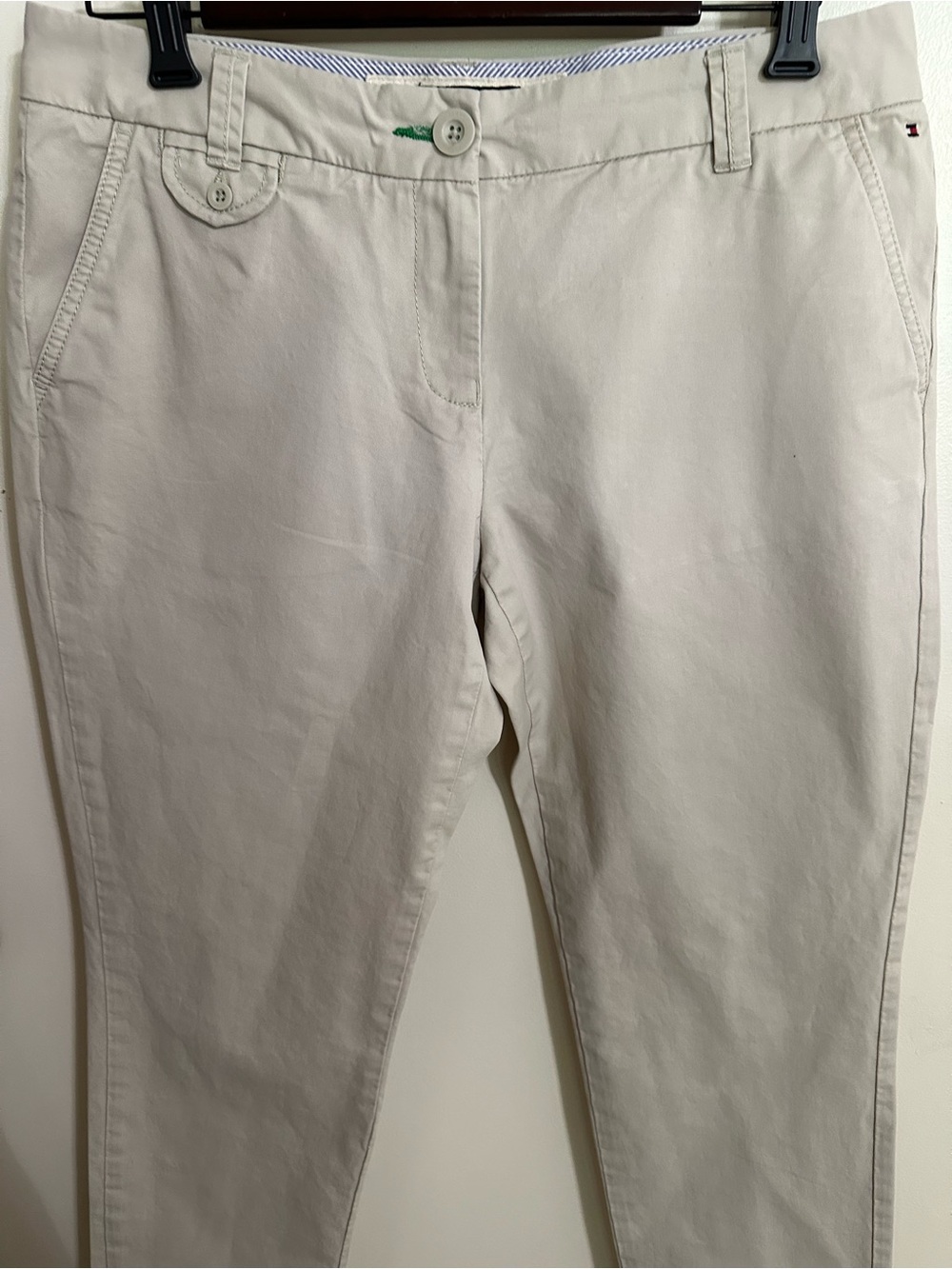 Tommy Hilfiger Women's Skinny Ankle Chino Pants - Light Khaki - Picture 4 of 6